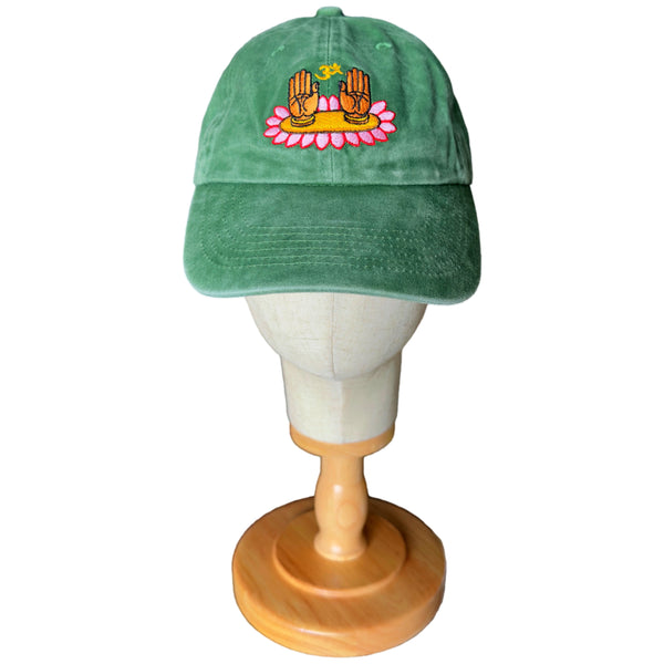 Outward Palms Cap