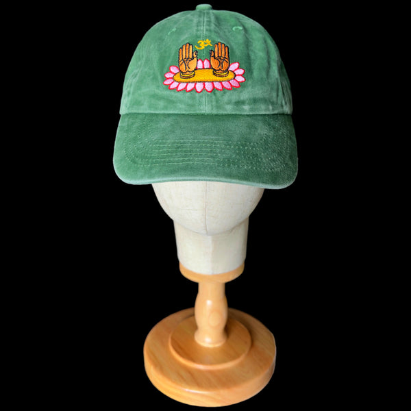 Outward Palms Cap