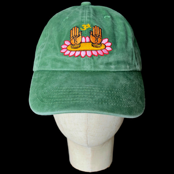 Outward Palms Cap